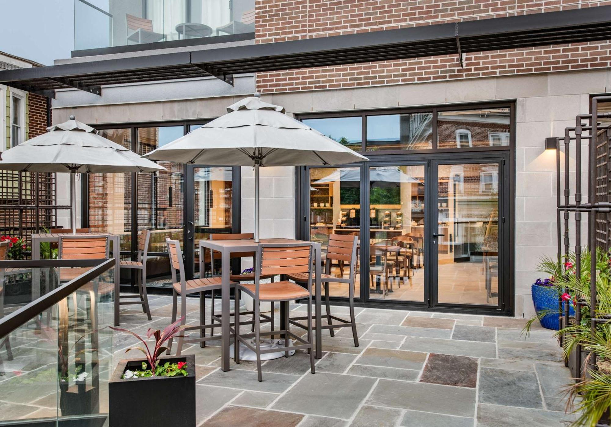 Hyatt Place Newark-Main Street エクステリア 写真