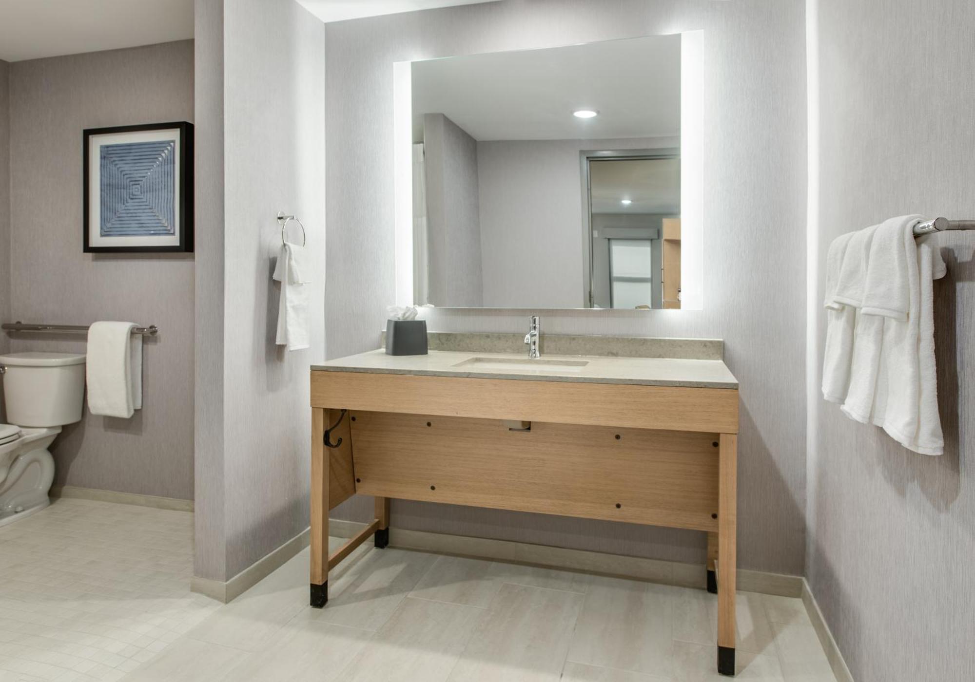 Hyatt Place Newark-Main Street エクステリア 写真